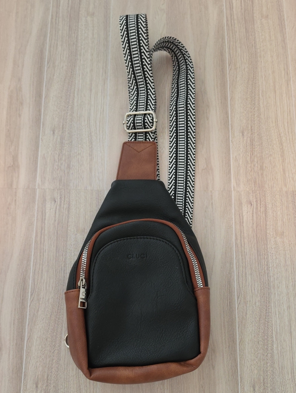Cluci Black and Brown Faux Leather Crossbody Sling Bag with Patterned Strap